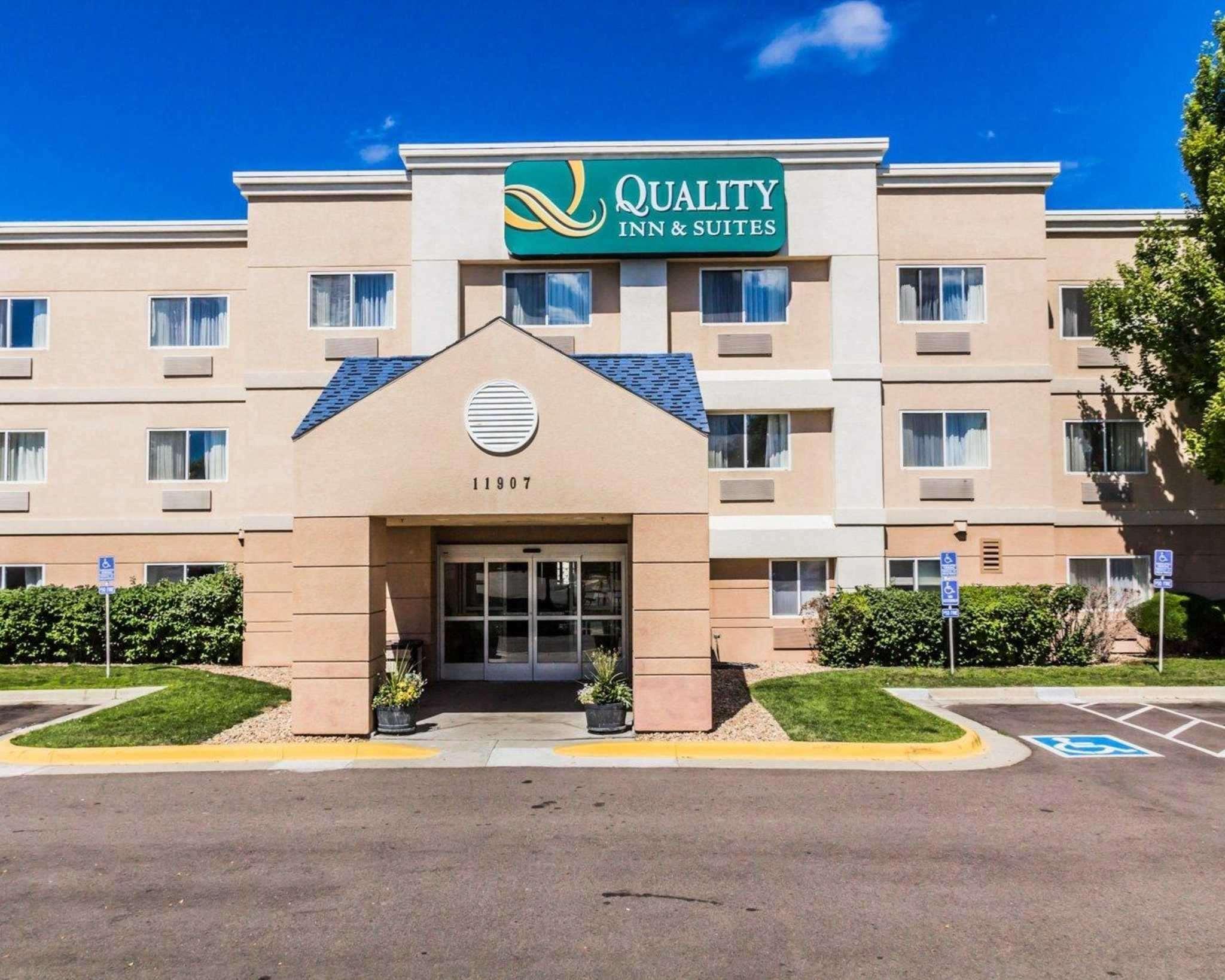 Quality Inn & Suites Golden - Denver West Lakewood Bagian luar foto