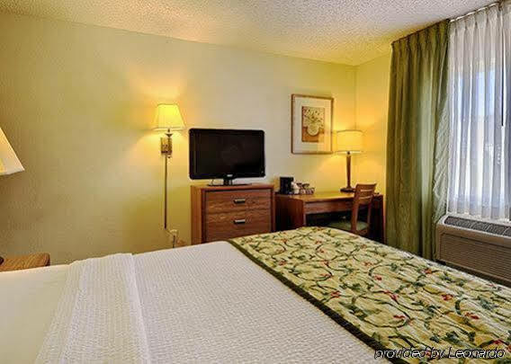 Quality Inn & Suites Golden - Denver West Lakewood Bagian luar foto